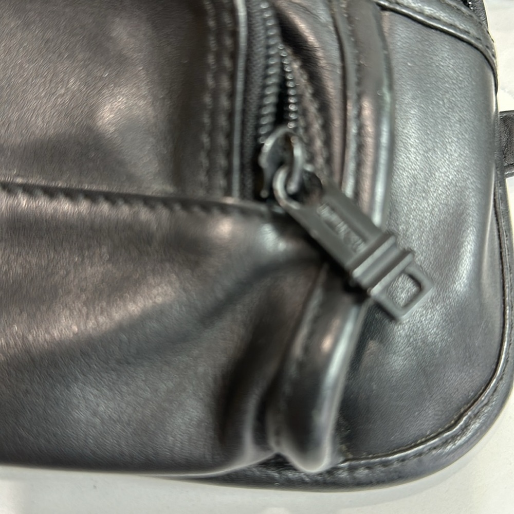 Tumi Black Leather Crossbody Belt Bag - Picture 3 of 8